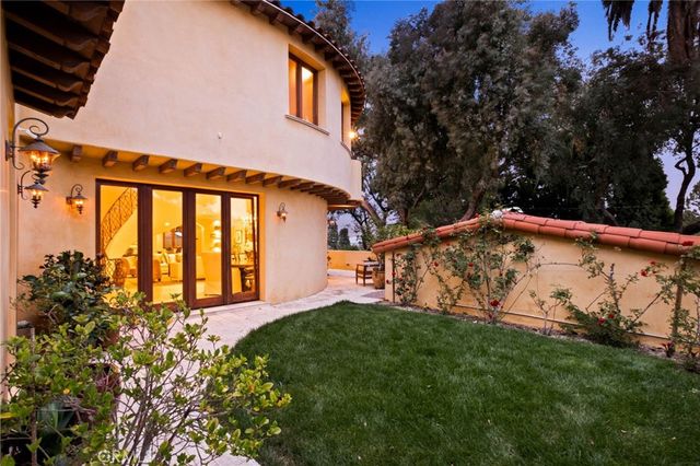664 Calle Miramar, Redondo Beach, CA 90277