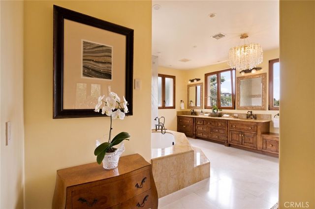 664 Calle Miramar, Redondo Beach, CA 90277
