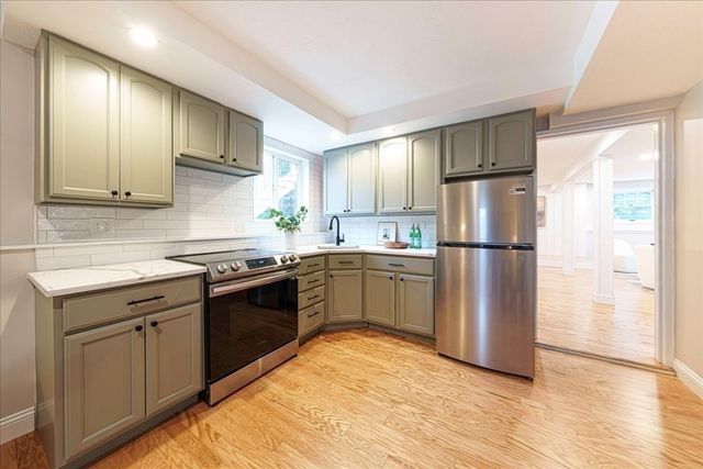 4 Bullard Circle, Medway, MA 02053