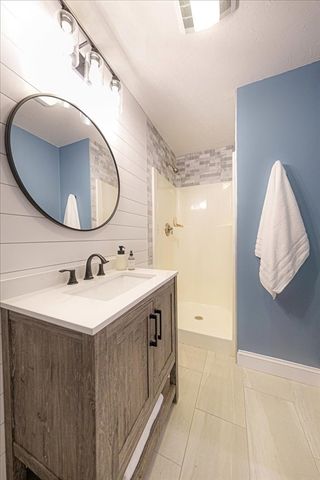 4 Bullard Circle, Medway, MA 02053