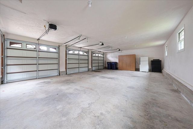 4 Bullard Circle, Medway, MA 02053