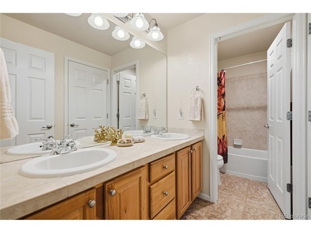15852 W 59th Ave, Golden, CO 80403