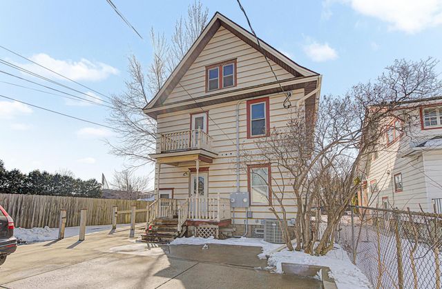 1363 Grand Ave, Saint Paul, MN 55105