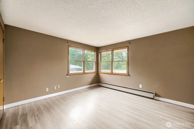 10412 SE 219th Street, Kent, WA 98031