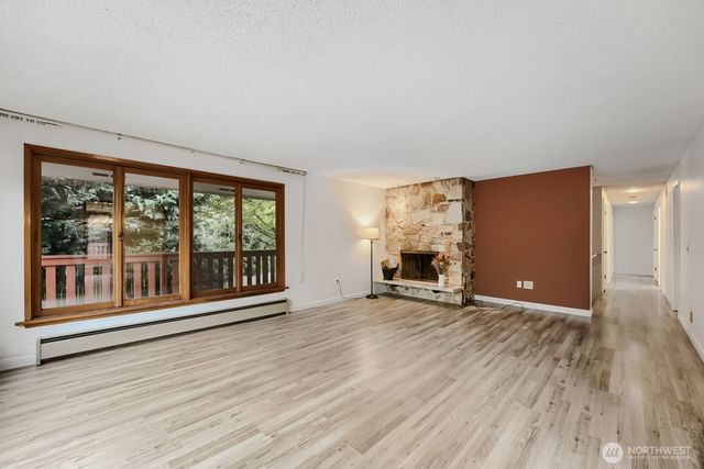 10412 SE 219th Street, Kent, WA 98031