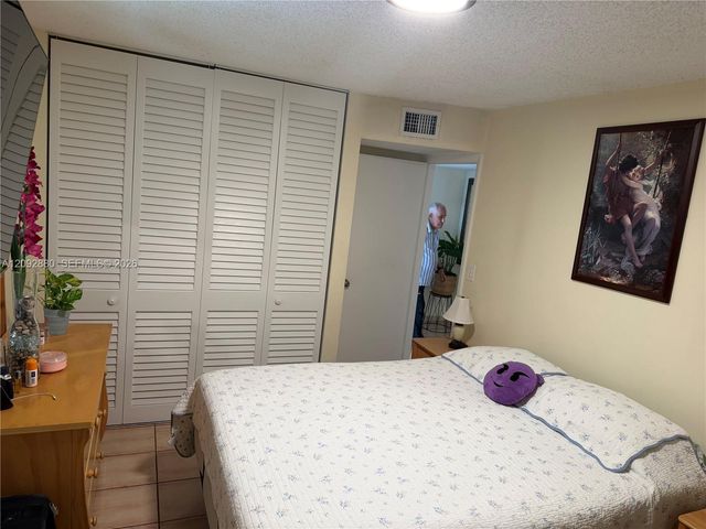 13193 SW 9th Terrace, Miami, FL 33184