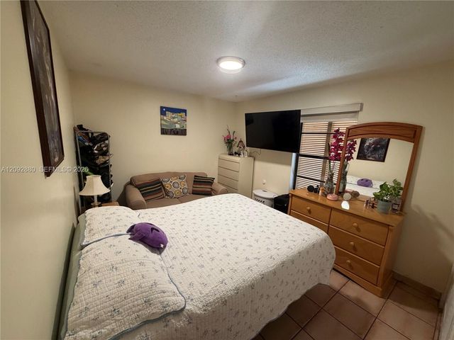 13193 SW 9th Terrace, Miami, FL 33184
