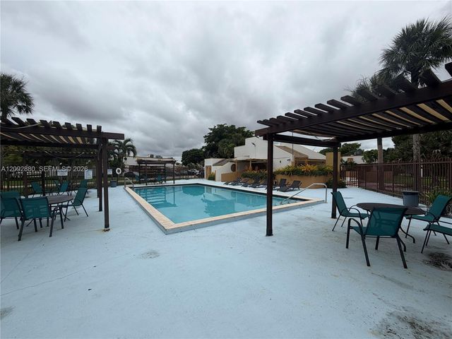 13193 SW 9th Terrace, Miami, FL 33184