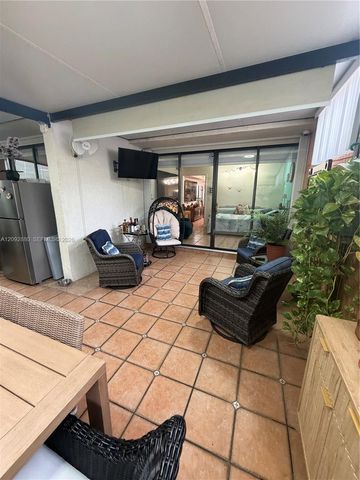 13193 SW 9th Terrace, Miami, FL 33184