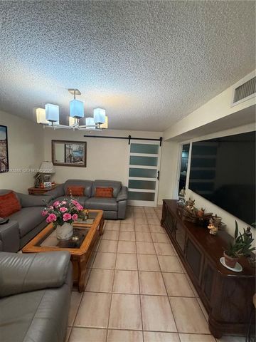 13193 SW 9th Terrace, Miami, FL 33184