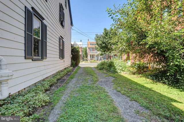 605 WEST ST N, Carlisle, PA 17013