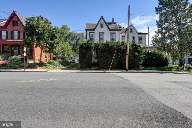 605 WEST ST N, Carlisle, PA 17013