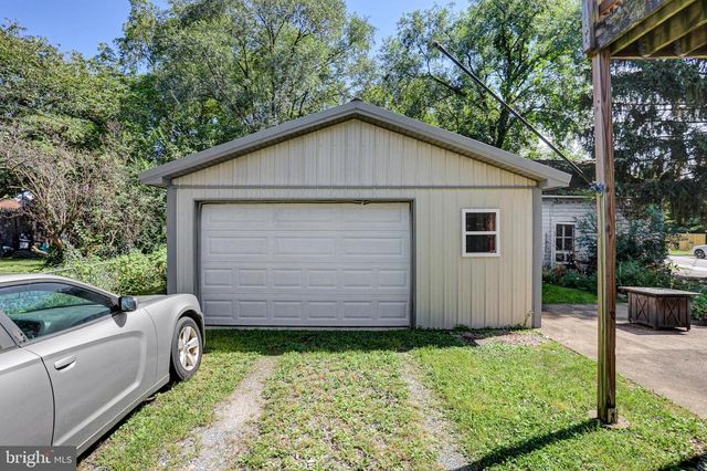 605 WEST ST N, Carlisle, PA 17013