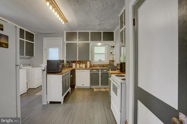 605 WEST ST N, Carlisle, PA 17013