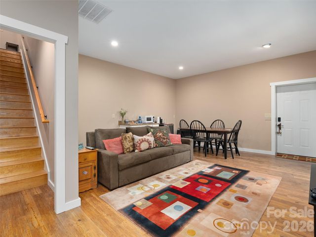 39 Maplewood Drive, Maggie Valley, NC 28751