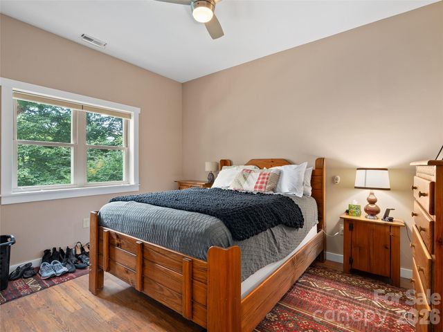 39 Maplewood Drive, Maggie Valley, NC 28751