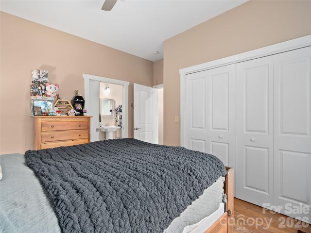 39 Maplewood Drive, Maggie Valley, NC 28751