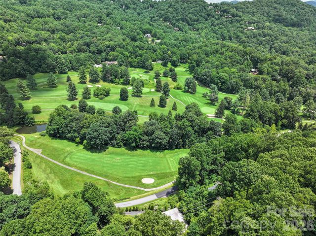 39 Maplewood Drive, Maggie Valley, NC 28751