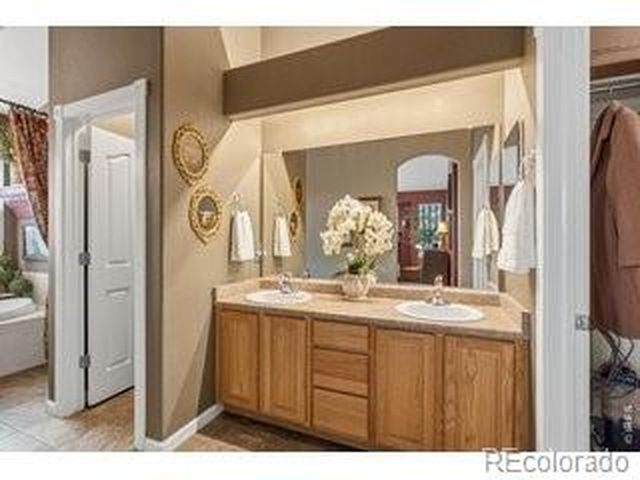3418 New Castle Dr, Loveland, CO 80538