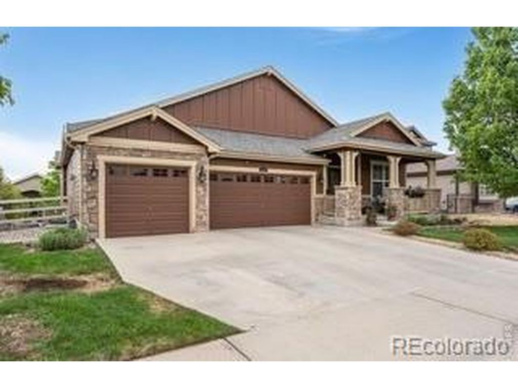 3418 New Castle Dr, Loveland, CO 80538