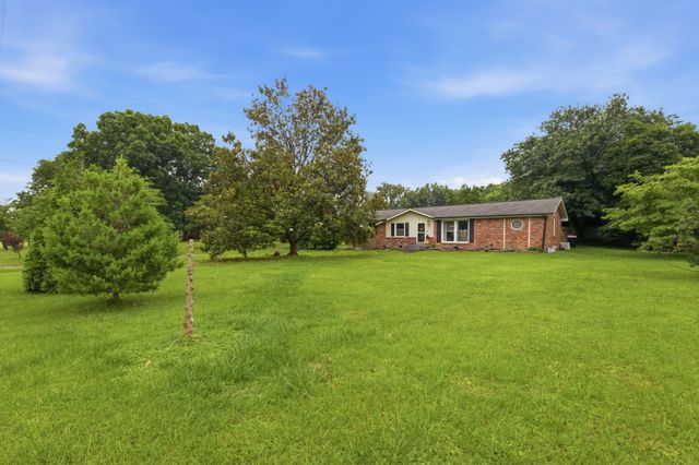 7563 Bethel Rd, Goodlettsville, TN 37072