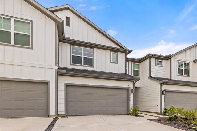 27830 Western Creek Ct, Katy, TX 77494