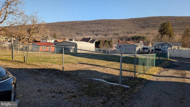 210 E SPRUCE ST, Williamstown, PA 17098