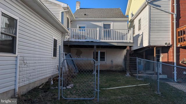 210 E SPRUCE ST, Williamstown, PA 17098