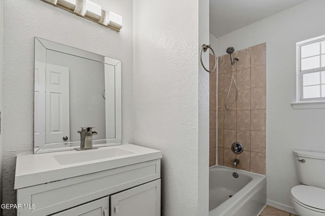 4133 LOMA ROSADA Drive, El Paso, TX 79934