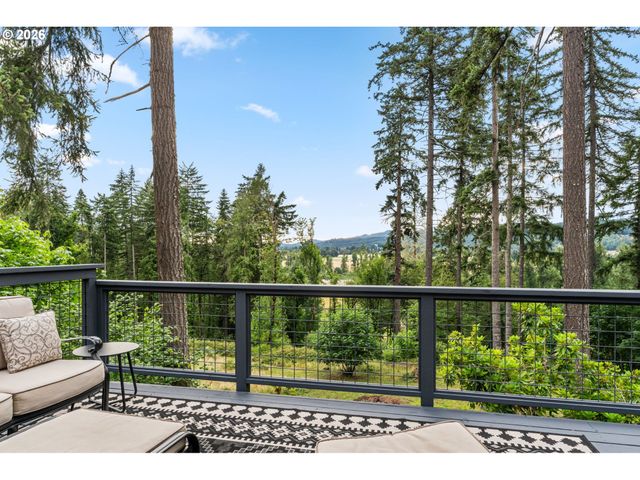 88100 TIKI Ln, Springfield, OR 97478