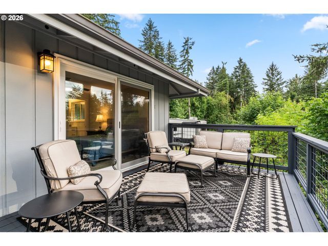 88100 TIKI Ln, Springfield, OR 97478