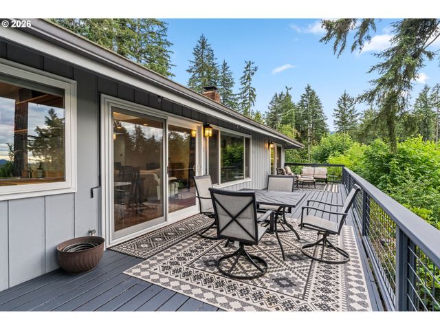 88100 TIKI Ln, Springfield, OR 97478