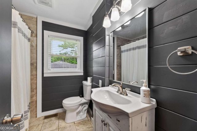 4300 Lakeview Street, Acworth, GA 30101