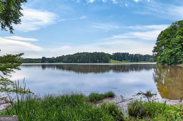 4300 Lakeview Street, Acworth, GA 30101