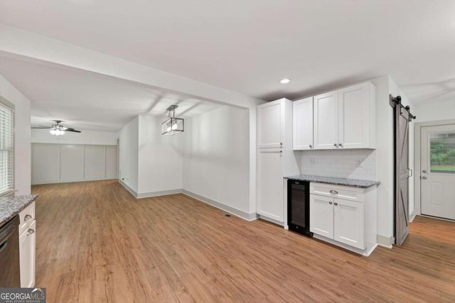 4300 Lakeview Street, Acworth, GA 30101
