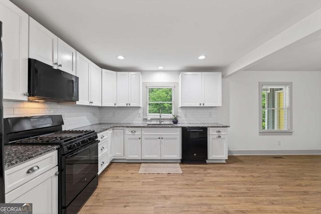 4300 Lakeview Street, Acworth, GA 30101