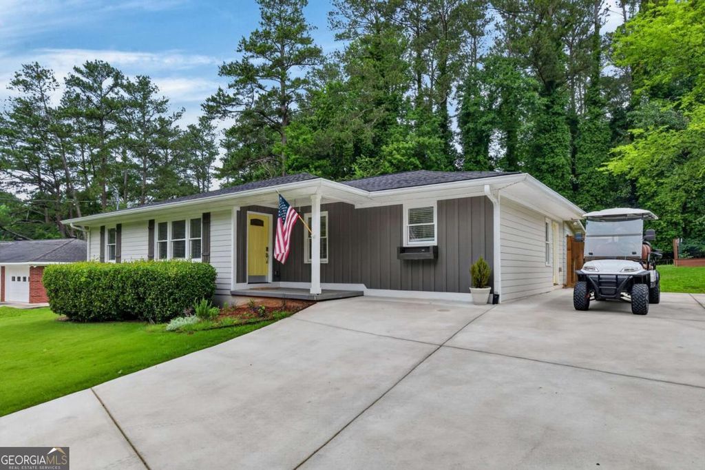 4300 Lakeview Street, Acworth, GA 30101