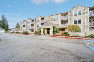 4133 224th Lane SE #302, Issaquah, WA 98029