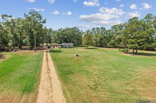 15090 Port Hudson Pride Rd, Pride, LA 70770