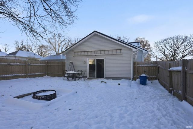 216 N Madison Street, Columbia City, IN 46725