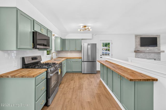 300 Marengo Dr, Louisville, KY 40243