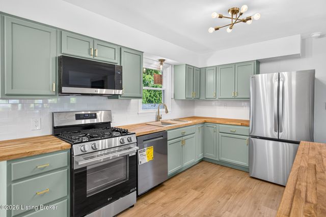 300 Marengo Dr, Louisville, KY 40243