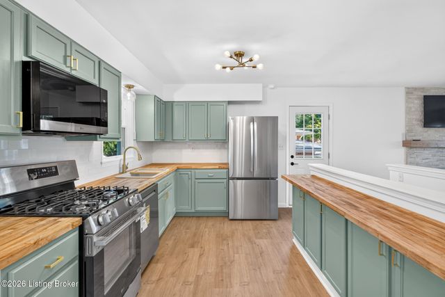 300 Marengo Dr, Louisville, KY 40243