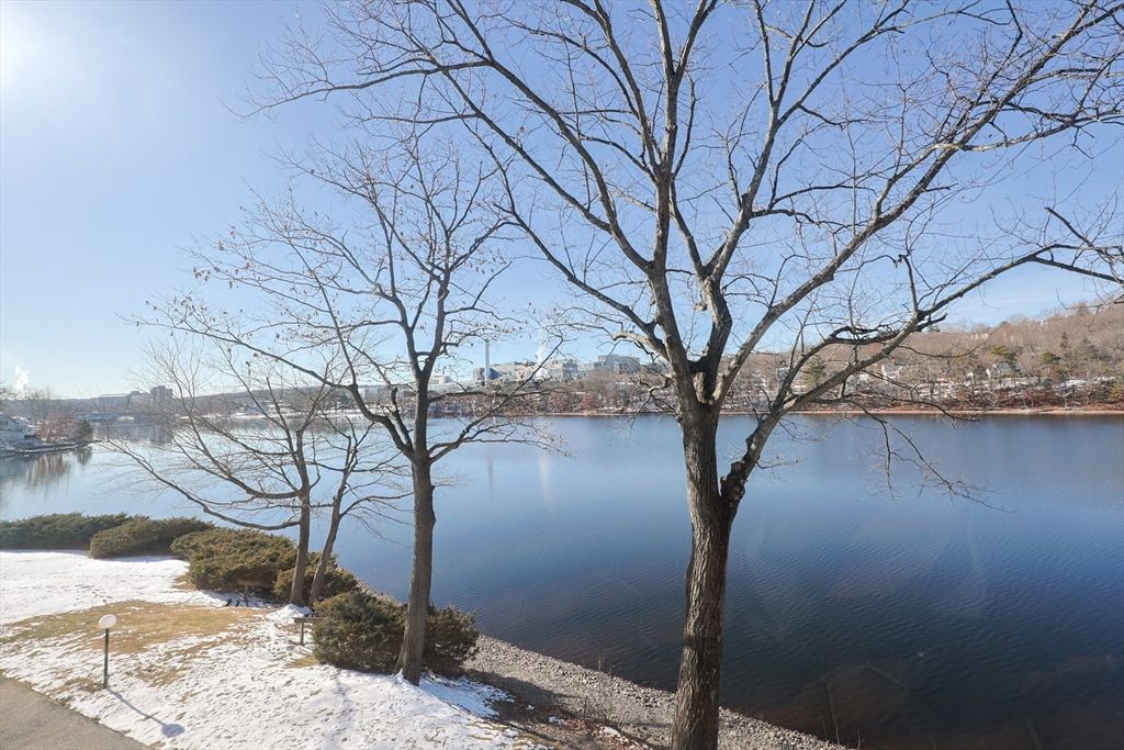 15 Eaglehead Ter 5, Shrewsbury, MA 01545