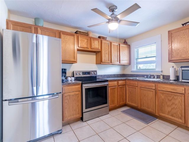 103 E MOHAWK AVENUE B, Tampa, FL 33604