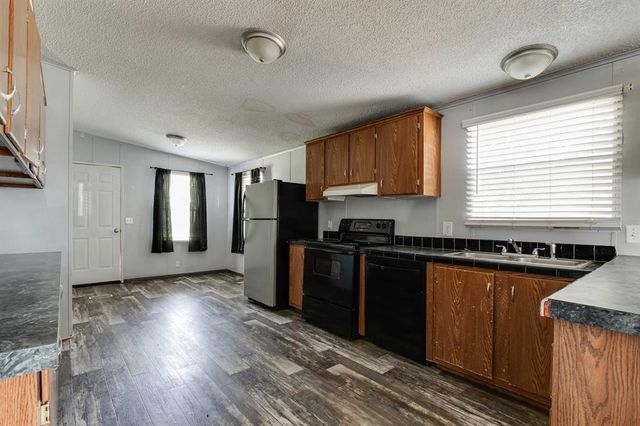 110 N 7th Street, Cashion, OK 73016