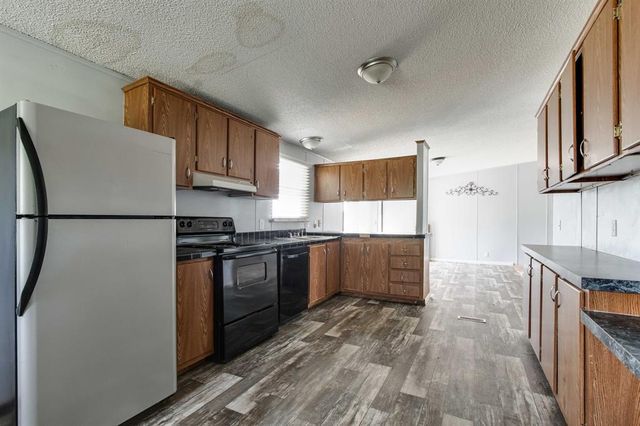 110 N 7th Street, Cashion, OK 73016