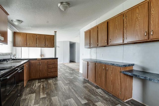 110 N 7th Street, Cashion, OK 73016