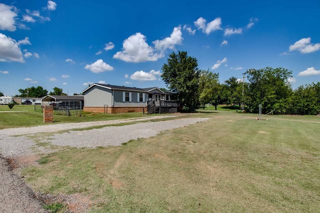 110 N 7th Street, Cashion, OK 73016