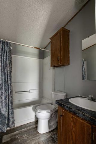 110 N 7th Street, Cashion, OK 73016
